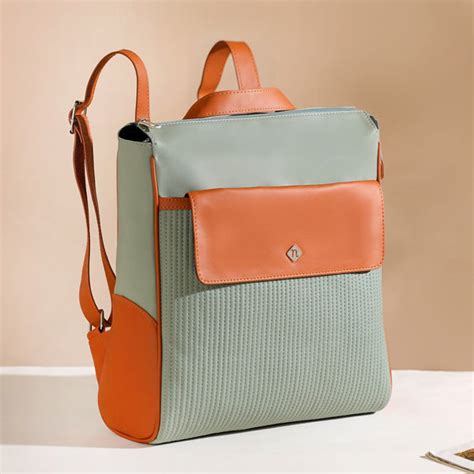 2-In-1 Convertible Tote Bag And Backpack Online - Premium Tote Bag ...