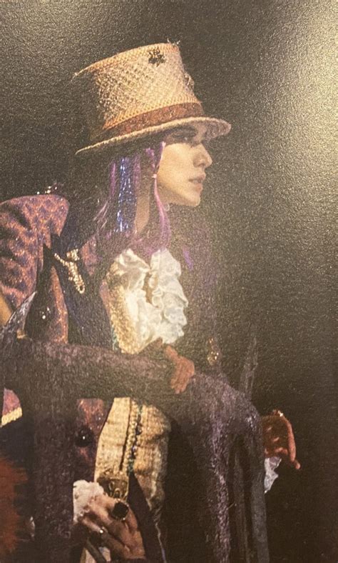 Pin oleh thai di kpop