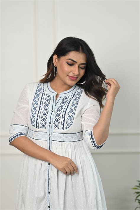 Western Dress – Taana Baana