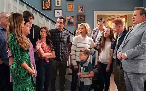 《摩登家庭》终于播出最后一集，告别整整十一季的爱和温暖_喜剧