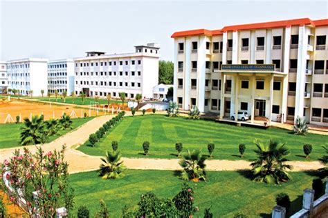 Raghu Institute of Technology : Ranking, Admissions 2026-27, Courses ...