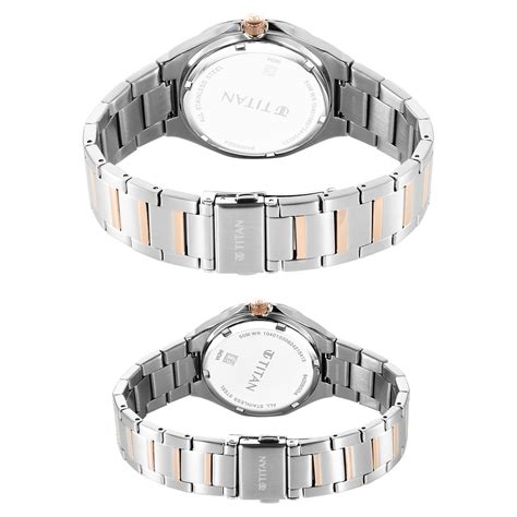Buy Online Titan Bandhan Quartz Analog Sun-Moon Silver Dial Two Toned ...