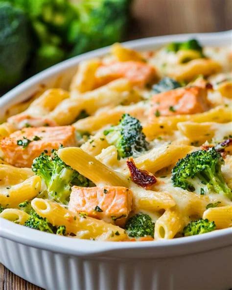 Easy Italian Salmon & Broccoli Pasta - easypeasyrecipes.net