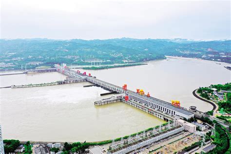 横县：西津坝开闸泄洪-广西高清图片-中国天气网