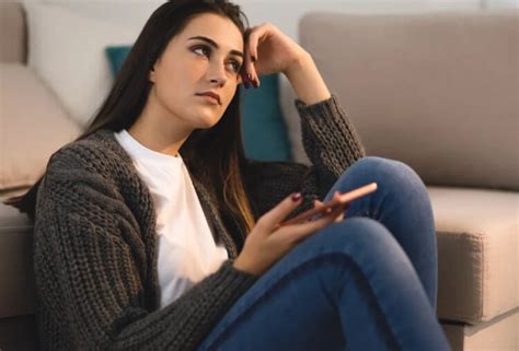 Почему мы слышим звуки вибрации смартфона, хотя он молчит? — Teletype