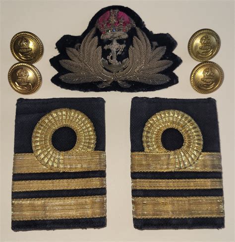 Royal Navy bullion cap & rank insignia, & buttons | #4718761965