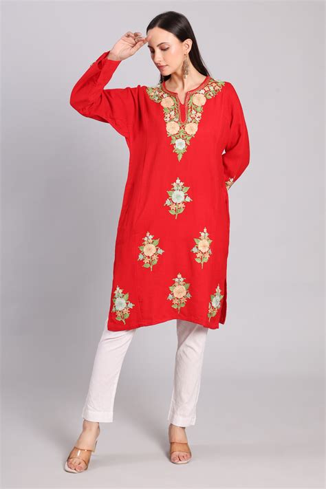 Ruby Charm Kashmiri Pheran with Aari Embroidery | Elegant Kashmiri ...