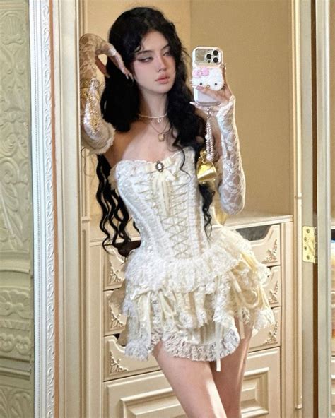 romantic fairytale wedding dress