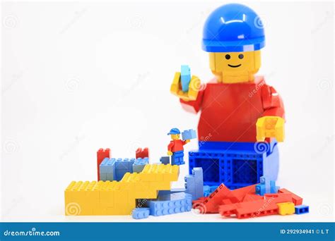 Giant Blocky Man Script 的图像结果