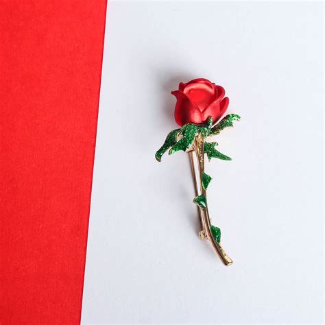 Red Rose Brooch