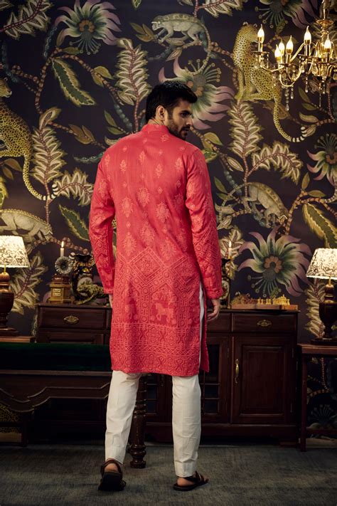 Hot Pink embroidered kurta with intricately done horse figures