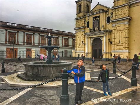 Plaza de armas san francisco • Real World Mami