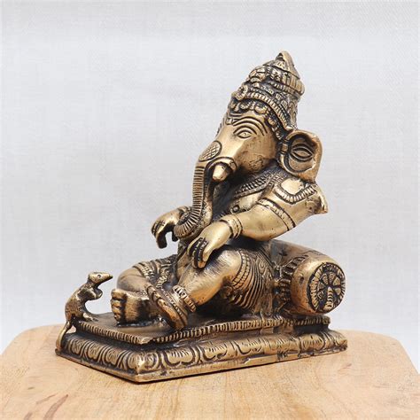 Buy the best-selling Lord Ganesha Idol online | IndianShelf