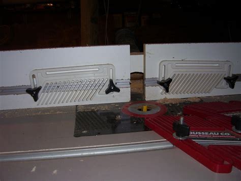 How to Install a Router Under a Router Table 的图像结果