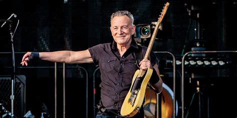 Image result for Bruce Springsteen Does Not Look Well