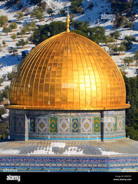Al Aqsa mosque, Golden dome, Jerusalem, Israel Stock Photo: 65444653 ...
