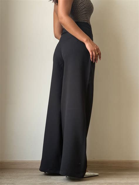 Ultimate Flow Wide Leg Pants – Offduty India
