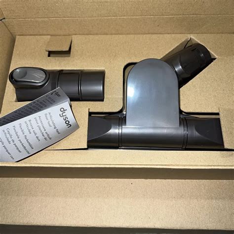 Dyson Articulating Hard Floor Tool Mo | Floor Roma