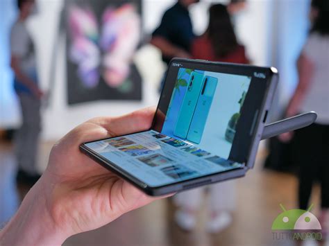 Questo Samsung Galaxy Z Fold Multi Fold lascerebbe tutti a bocca aperta