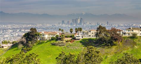 The ultimate neighborhood guide to Baldwin Hills LA