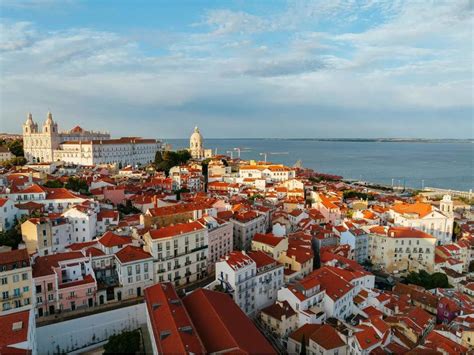 Portugal tightens citizenship rules, raises residency requirement to 10 ...