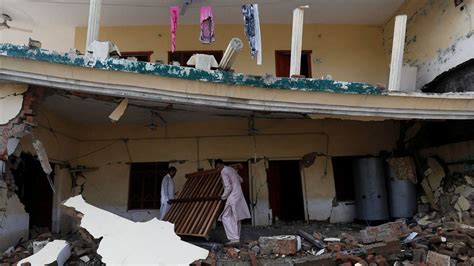 Pakistan Earthquake: পরপর তিন দিনে ৩ বার কেঁপে উঠল পাকিস্তান, লাগাতার ...