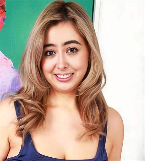 Chloe Surreal (Actress) Age, Height, Weight, Videos, Biography, Wiki, Boyfriend and More