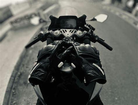 SHIFTER – SHORT MOTORCYCLE LEATHER RIDING GLOVES – ViaTerra Gear