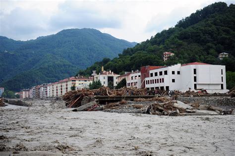 土耳其北部洪水致死人数升至77人-新华网