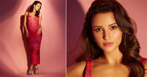 Triptii Dimri stuns in a pink floral dress at the screening of Animal ...