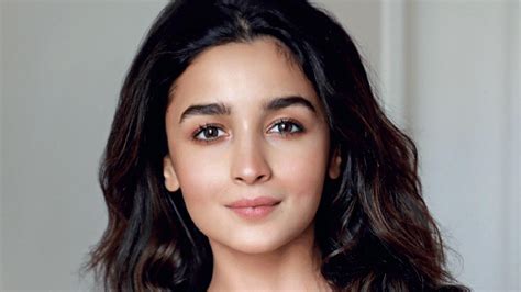 Alia Bhatt has launched a new clothing brand. Find out who it is for ...