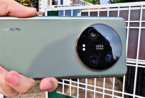 The science behind 100x zoom: Why periscope cameras are a big leap in ...