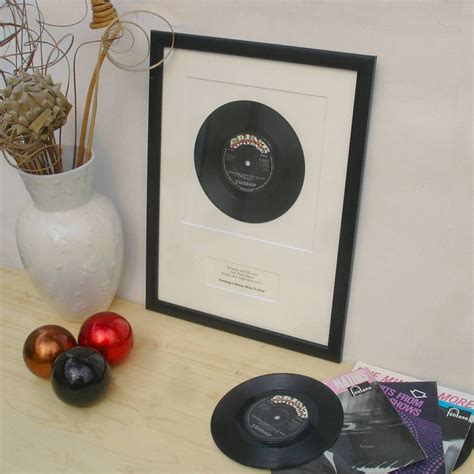 Personalised Framed Vinyl Record | Vinyl record frame, Framed records ...