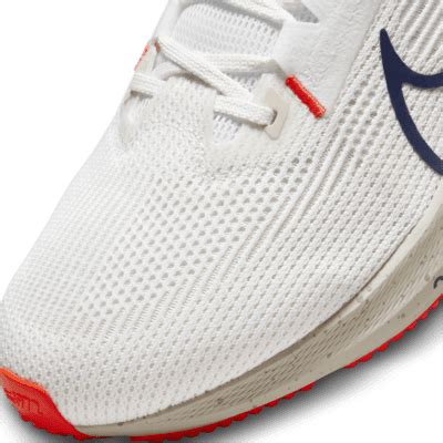 Nike Pegasus 40 Men's Road Running Shoes. Nike IN