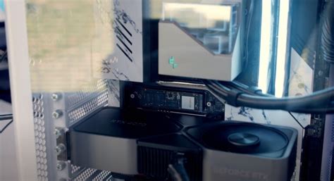 PCIe SSD Drives Explained 的图像结果