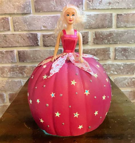 Barbie Pumpkin | Pumpkin decorating, Halloween pumpkins painted ...