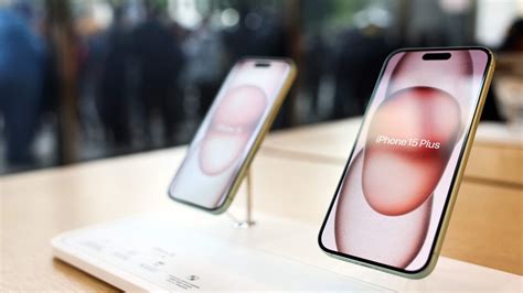 After heating issues, iPhone 15 users report crackling sound from ...