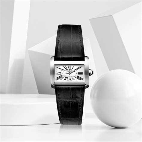 Tank Divan Small – Rewind