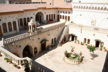 Geçmişten günümüze kadar insanlar ev olarak nelerden yararlanmışlardır?