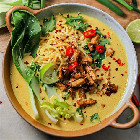 Curried Tofu Ramen | Cauldron