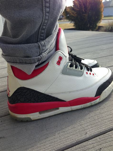 Jordan Fire Red 3s, one of my favorite shoes. Jordans Sneakers, Air ...