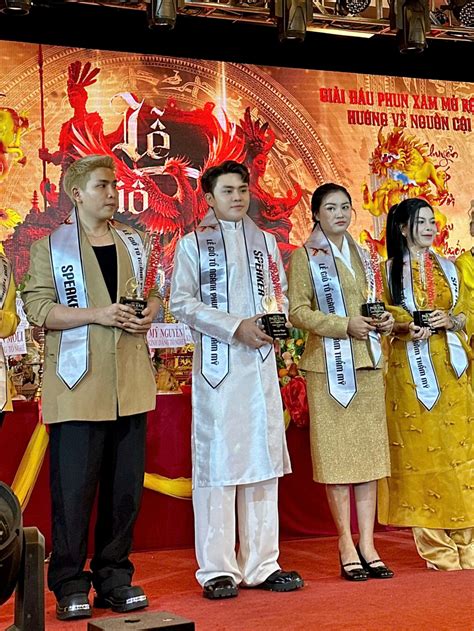 Master Bảo Lộc Phạm trình diễn công nghệ REAL BROWS TECHNIQUE đỉnh cao ...