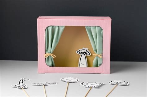 Paper Puppet Show 的图像结果