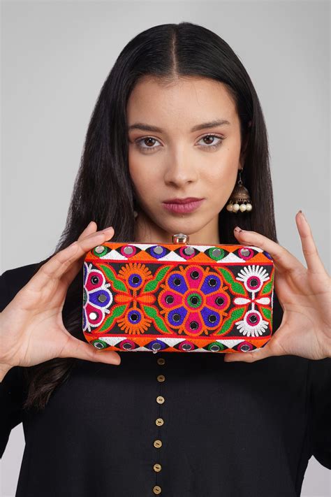 NiceG | Handbags, Wallets, T-Shirts, Jeans, Gym Bags & More