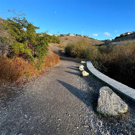 Lunada Canyon Trail in Palos Verdes Estates, CA (With Photos)