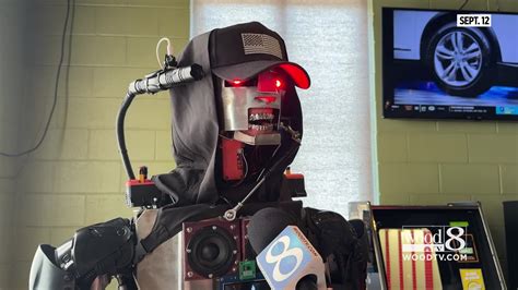 Meet Syntaxx, the AI robot performing at this year’s ArtPrize – WOODTV.com