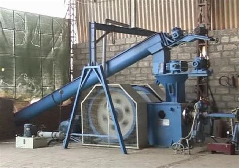 Biomass Briquetting Plant - Biomass Briquetting Press Manufacturer from ...