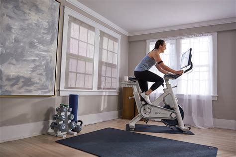 Proper Exercise Bike Form 的图像结果