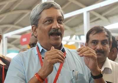 parrikar: Fearing accident, Goa CM Manohar Parrikar says he no longer ...