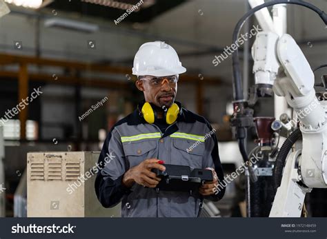 Robotics Technician 的图像结果